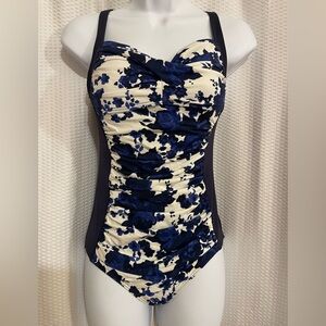Romenza blue & white floral print one-piece swimsuit size small (4)